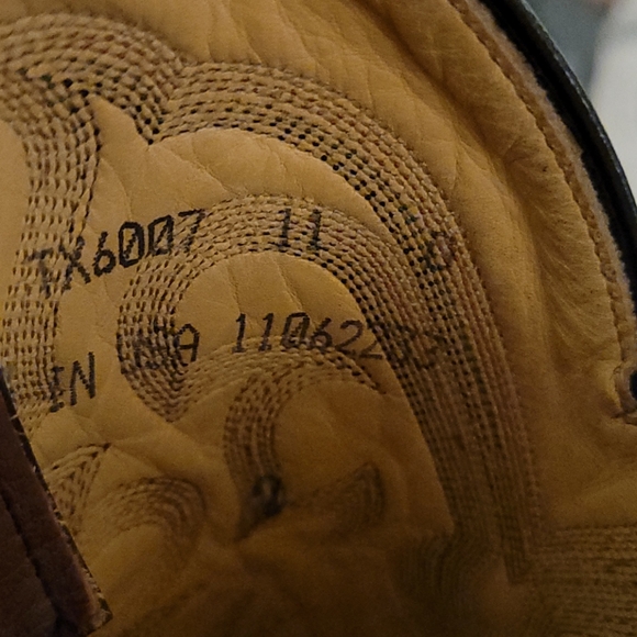 Tony Lama Cowboy Boots, Size 11 D - Picture 11 of 13